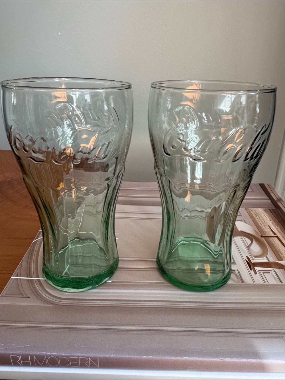 Coca Cola Coke Green Embossed Bell Shape Curvy 16 oz Pint Glasses Set of 2